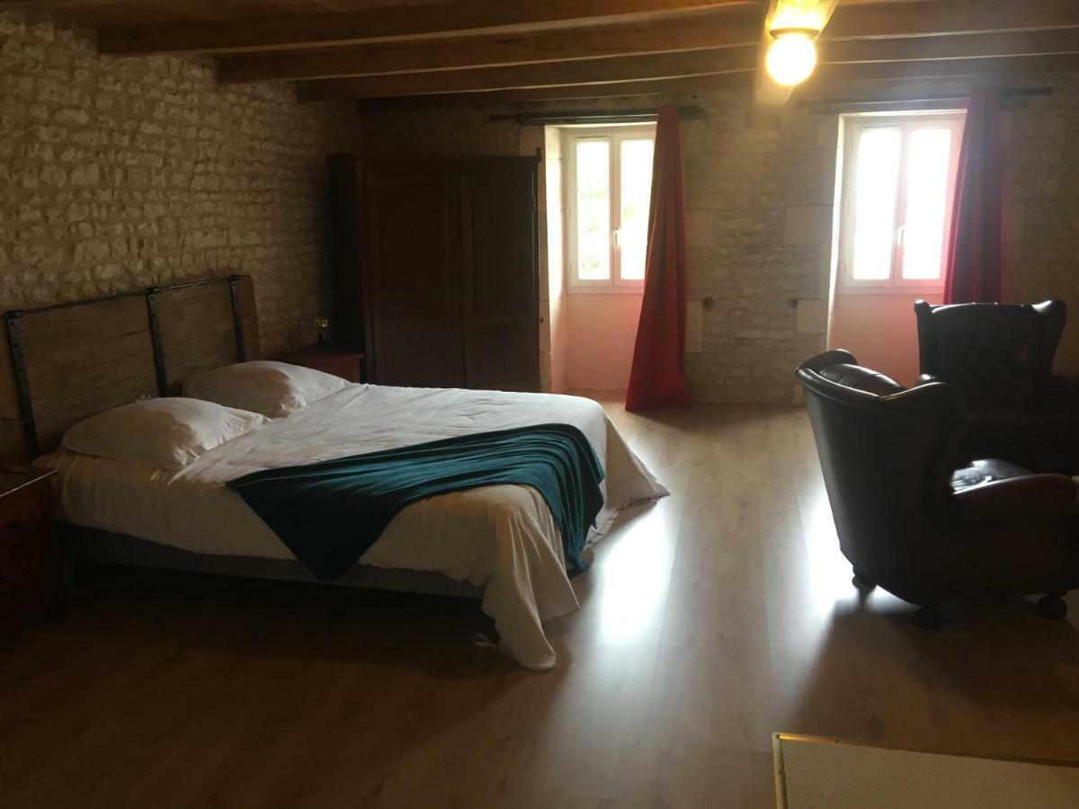 Bed and Breakfast Têtes à l'air à Montils Extérieur photo